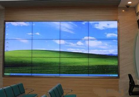 黄龙液晶拼接屏的另类用法。